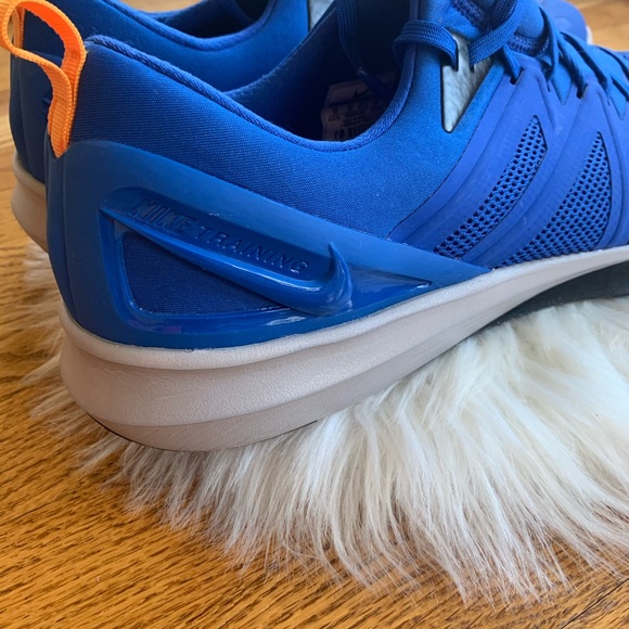 Nike men’s Victory Elite Trainer Training sneakers - Picture 6 of 9